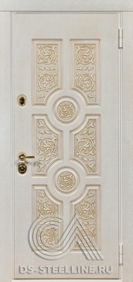 Металлическая дверь Версаче для квартиры вид снаружи